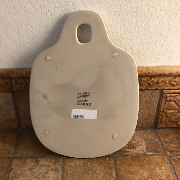 H&M Stoneware Cheese Board - Picture 5 of 5